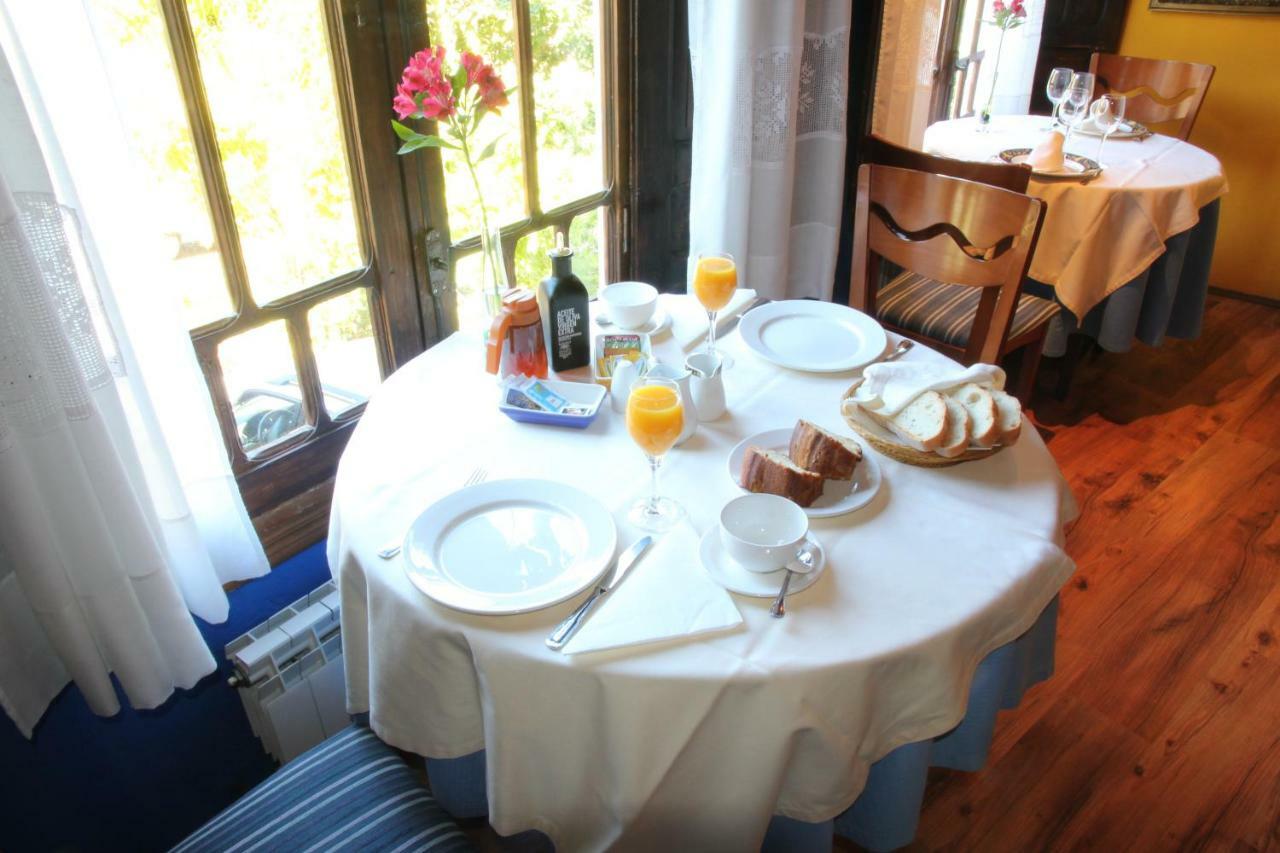 Micro-Hostal La Puerta del Perdón Villafranca Del Bierzo Exterior foto