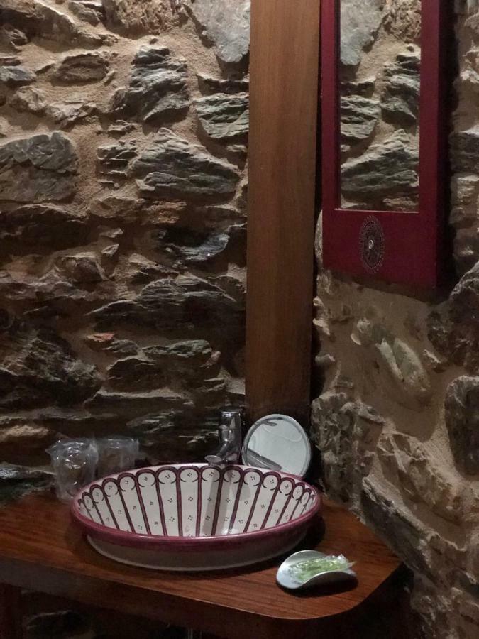 Micro-Hostal La Puerta del Perdón Villafranca Del Bierzo Exterior foto